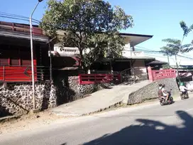 JUAL CEPAT RUMAH TEMPAT USAHA PINGGIR JALAN BESAR POLIMAK 2 JAYAPURA