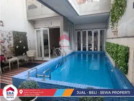JUAL Rumah Modern Siap Huni Bernuansa Kolam Renang Di Metland Menteng