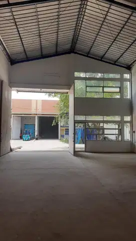 Disewakan Cepat Gudang Kamal Siap Pakai