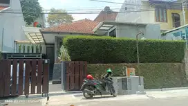 Di jual rumah bagus siap huni di Awiligar jalan lebar lokasi depan