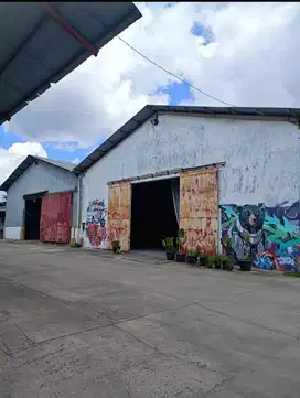 DISEWAKAN GUDANG  714 M2 DI PUSAT KOTA BALIKPAPAN