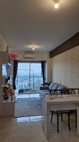 Disewakan Apartemen 2 Kt Puncak Bukit Golf B 17, Surabaya