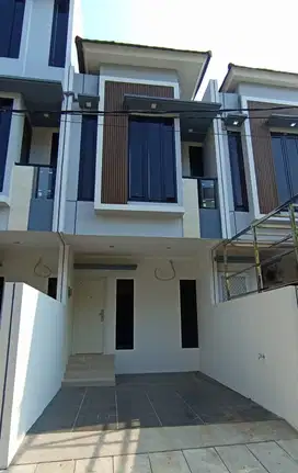 di jual rumah 2 lantai rawasari timur 2 lokasi strategis