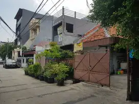 Rumah Lama Murah di Taman Sari Cocok untuk Bangun Ulang