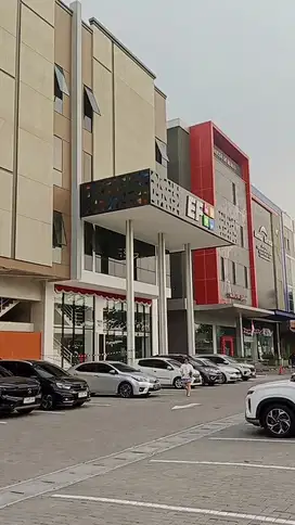Di sewakan bangunan ruang usaha di jalan boulevard Gading Serpong