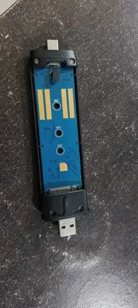 UGREEN CASING SATA M.2 SATA CM298 USB A+USB C