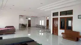 Dijual Rumah Bagus di Jl. Emung - Bandung