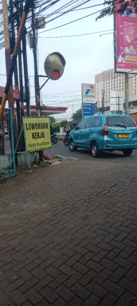 Driver taksi online