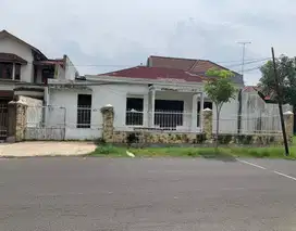 DiJual Rumah Hitung Tanah Gayungsari
