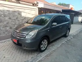 Nissan Grand livina 2010 Bensin