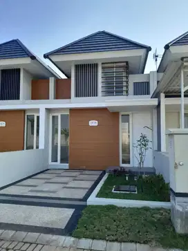 Rumah baru , angsuran 3 jt an , ready atock ada