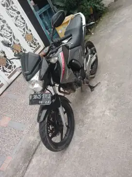 Honda Megapro New 2011 Karbu ss lengkap mesin bagus plat B DKI