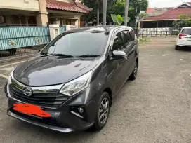 Jual Sigra 1.2 R AT 2022 KM rendah