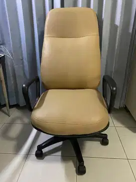 Kursi Direktur like new