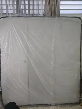 Kasur second mulus terawat sangat bagus 180x200 king size