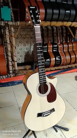 Gitar akustik elektrik