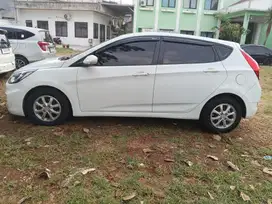 Hyundai Grand Avega 2012 Bensin