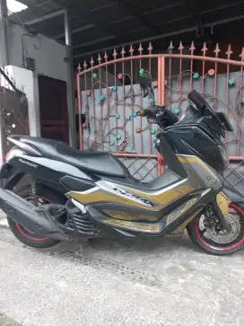 Yamaha Nmax (old)  Warna Hitam Metalik