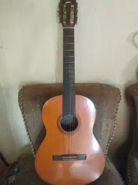 GITAR YAMAHA CS 40