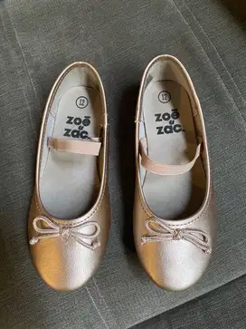 Sepatu anak warna pink blush
