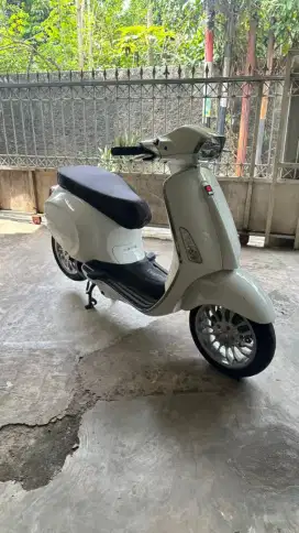 Piagio vespa sprint