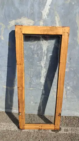 Jendela Kaca Frame Kayu