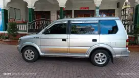 Jual Kuda Grandia Diesel 2002 Solar, manual plat W Gresik