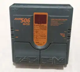 Multi Effect Bass Zoom 506