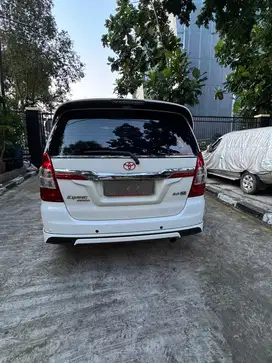 Toyota Kijang Innova 2013 Bensin