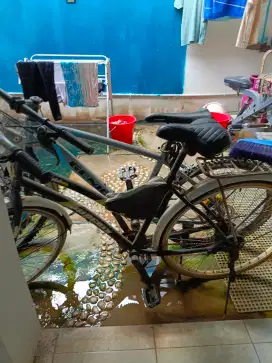 Sepeda mini dan sepeda lipat