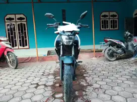 Yamaha Vixion R 2018 Warna Putih Hijau Army