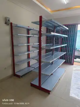 Transformasi warung biasa jadi kekinian