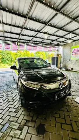 HONDA HRV E PLUS SPECIAL EDITION 1500 cc TANGAN PERTAMA DARI BARU