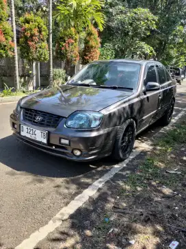 Hyundai excel 2004 kumplit pajak kaleng panjang