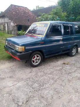 Toyota Kijang 1988 Bensin