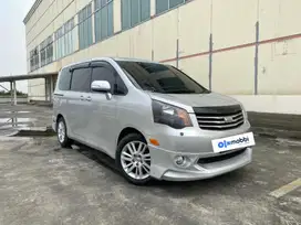 [OLXMOBBI] DP Rendah Toyota Nav1 2.0 Luxury V Bensin-AT 2013 KGW B
