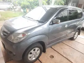Daihatsu Xenia 2011 Bensin