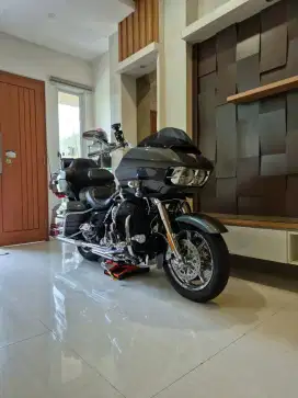 Harley Davidson ROAD GLIDE ULTRA CVO FLTRUSE, th 2016