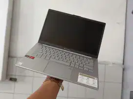 LAPTOP ASUS VIVOBOOK GO E1404FA BISA KREDIT DP 0%