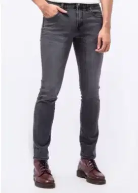 Celana DENIM WRANGLER Skinny full VEGAS Kode 05P22 size 34 Original