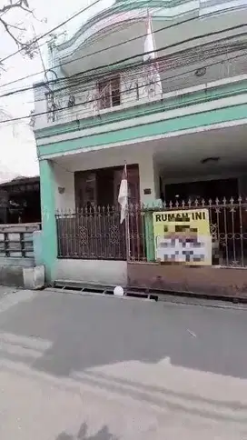 Rumah dekat pusat kota bandung lt84/150 hrg 1m nego di Sadang Serang