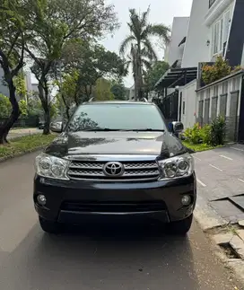 Toyota Fortuner 2.7 G Bensin AT 2006 | Low KM