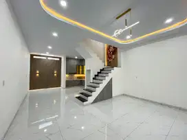 Dijual komplek opera house jalan suluh