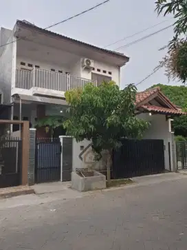 Dijual rumah type 2 Lantai diperumahaan laladon indah bogor
