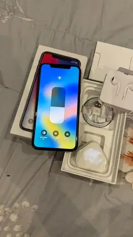Dijual Iphone X Grey 256GB Lengkap Terdaftar