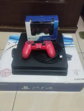 Dijual ps4 slim 1 tb full game
