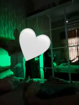Dijual lemari pakaian kaca