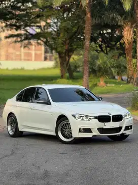 BMW F30 320i Sport LCI / Facelift 2016
