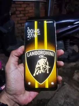 Redmi note 12 8/256GB hp carger