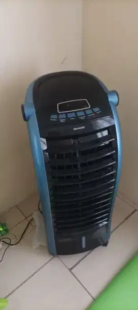 Kipas angin air cooler sharp lengkap dengan box dan ice pack